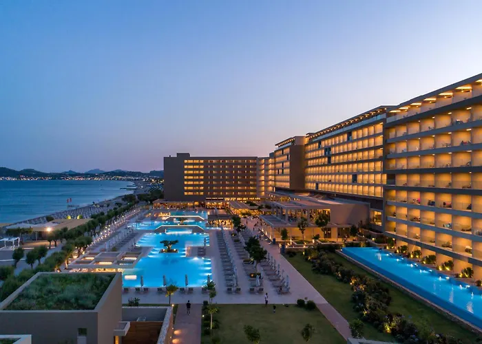 Amada Colossos Resort