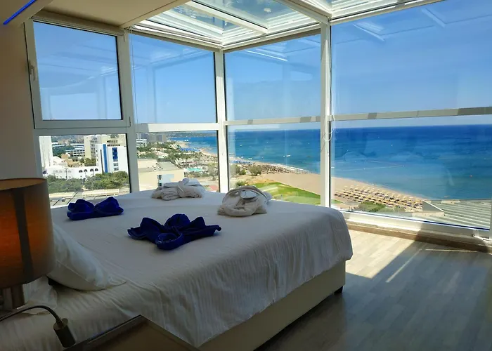Pegasos Deluxe Beach Hotel