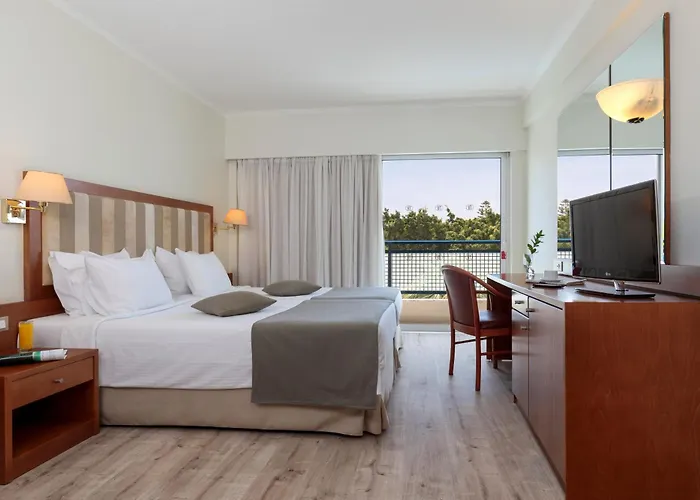 Best Western Plus Hotel Plaza